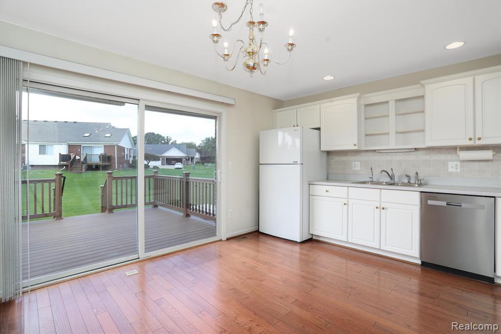 485 NEWCASTLE Lane, Romeo, MI 48065 — Photo 12