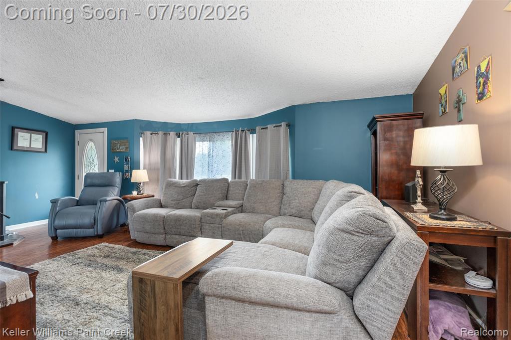 7544 Ravenswood Road, Wales, MI — Photo 15