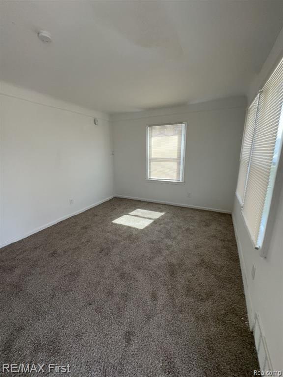8638 HEYDEN Street, Detroit, MI 48228 — Photo 2