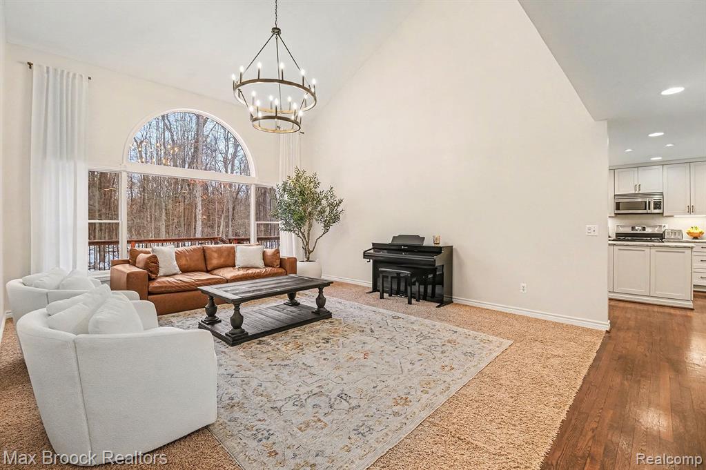9858 Forest Ridge Drive, Clarkston, MI 48348 — Photo 9