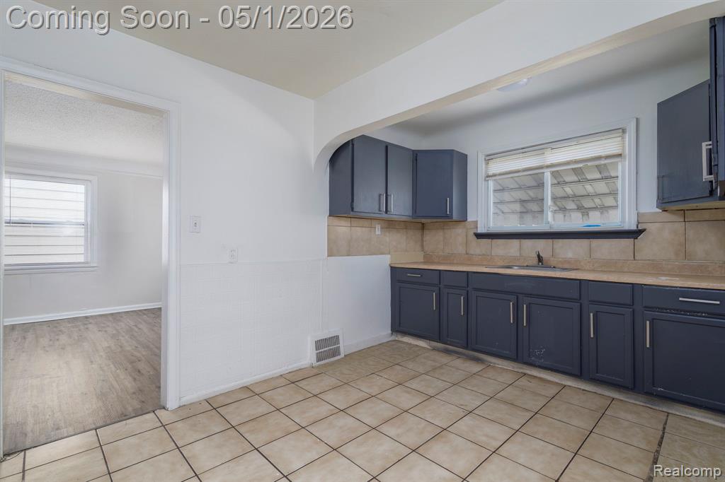 9575 Longacre Street, Detroit, MI 48227 — Photo 28
