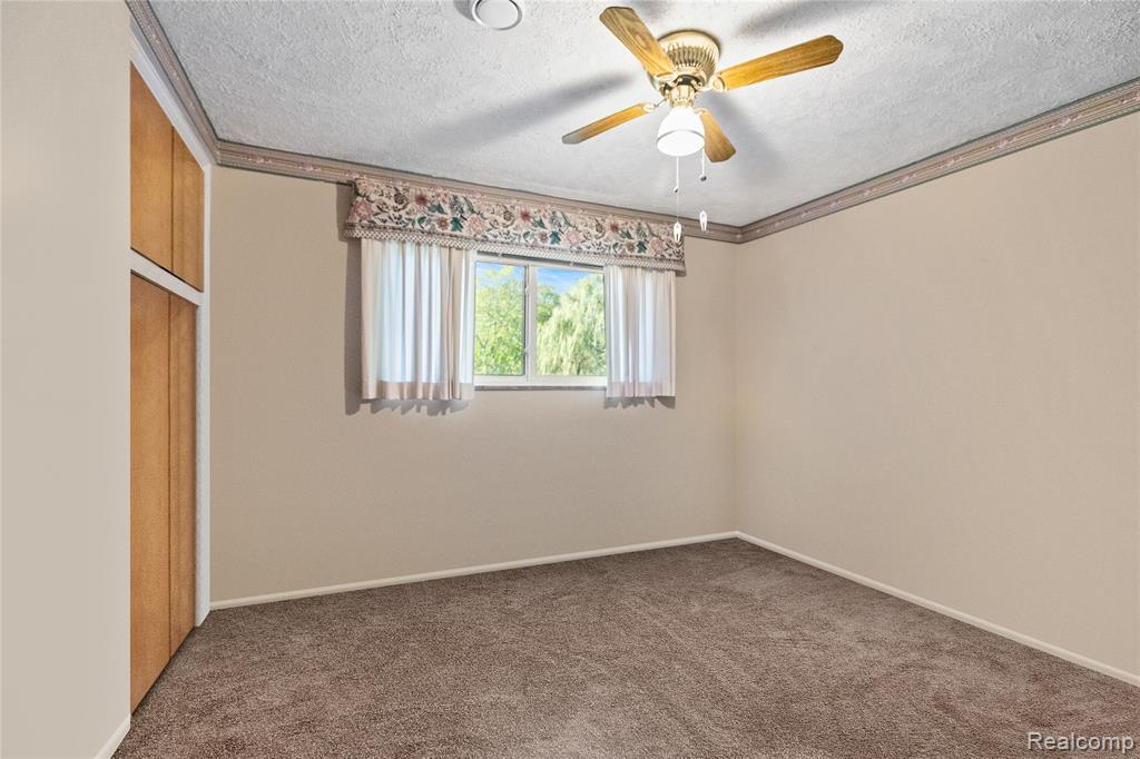 7250 Ten Hill Road, West Bloomfield, MI — Photo 23