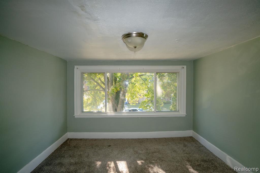 5266 Three Mile Drive, Detroit, MI 48224 — Photo 12