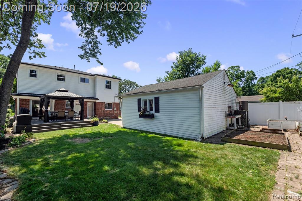 502 W Sunnybrook Drive, Royal Oak, MI 48073 — Photo 39