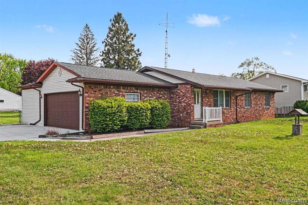 4497 Sunnymead Avenue, Burton, MI 48519 — Photo 2