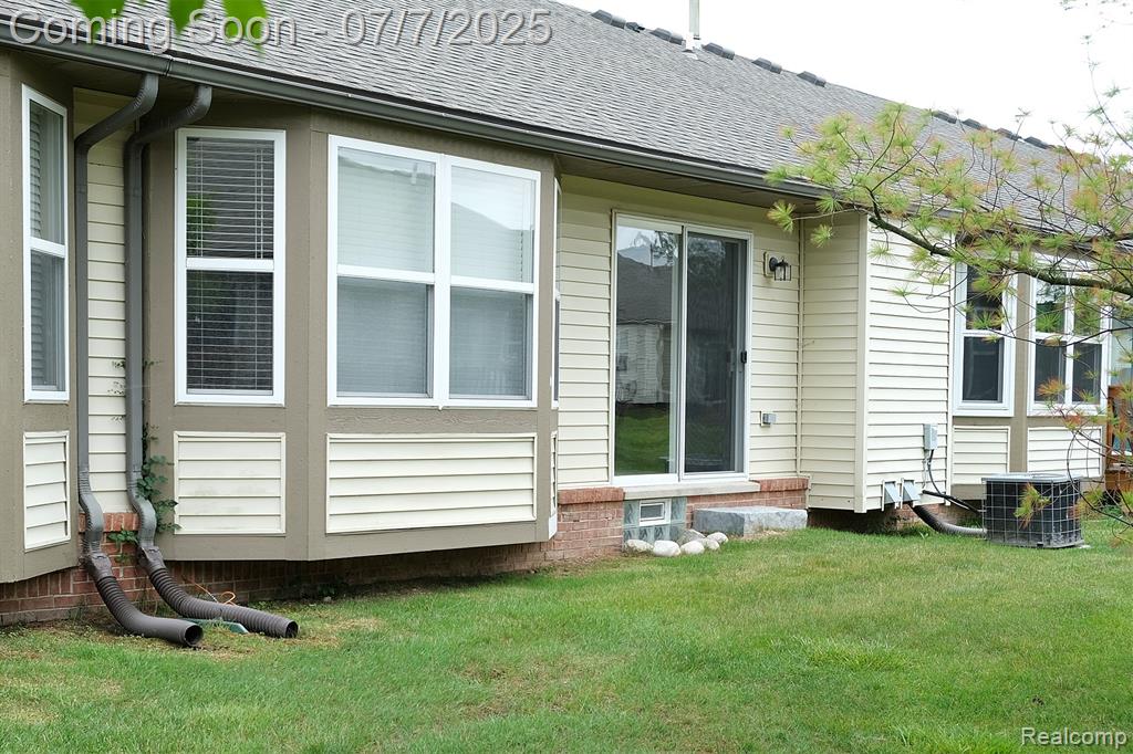 1875 N Kenwyck Drive, Ypsilanti, MI 48198 — Photo 3