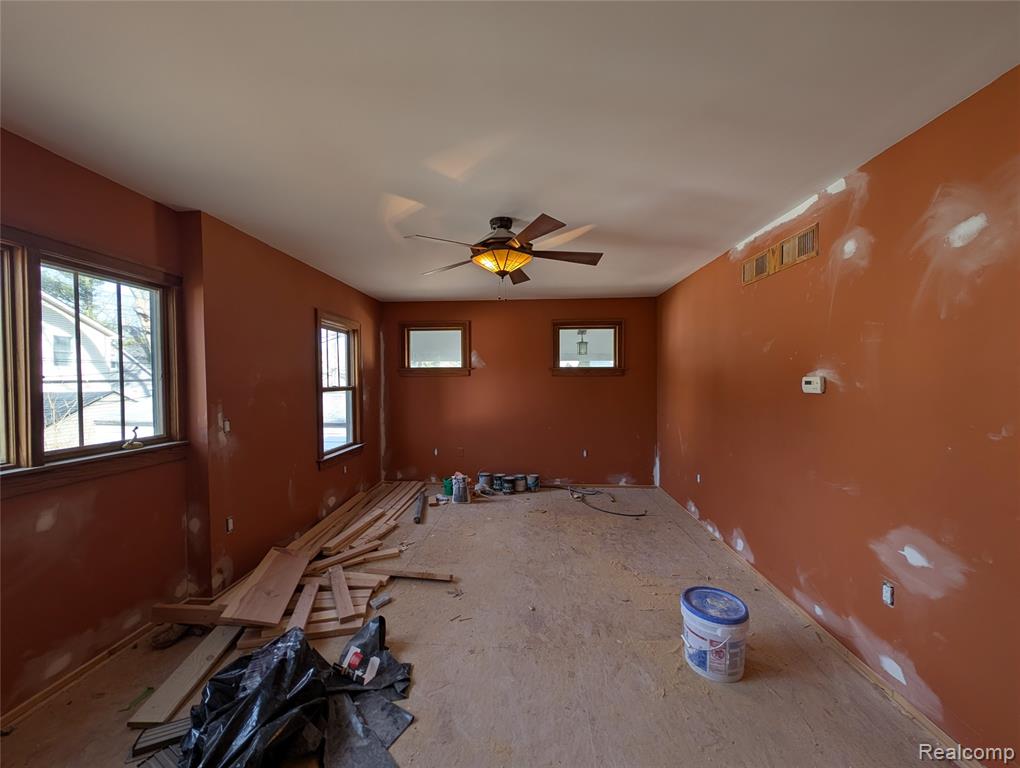 909 Hilldale Drive, Royal Oak, MI 48067 — Photo 18