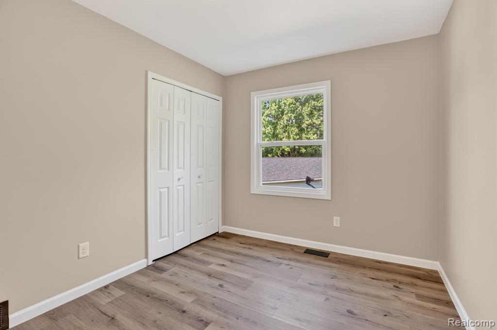 1215 N Oak Road, Davison, MI 48423 — Photo 18