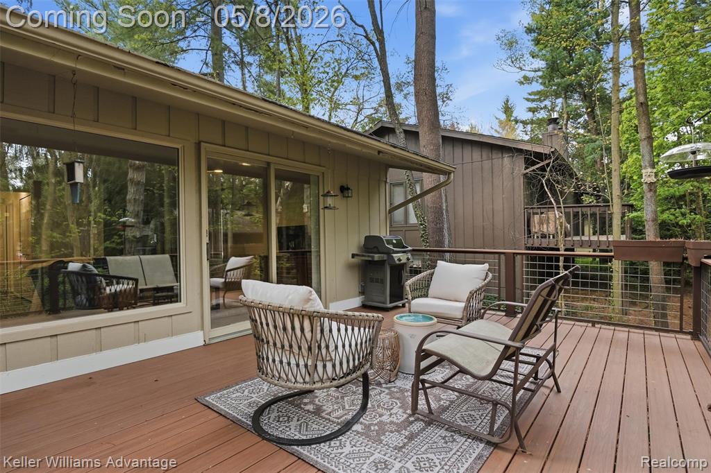 6545 Red Cedar Lane, West Bloomfield, MI 48324 — Photo 38