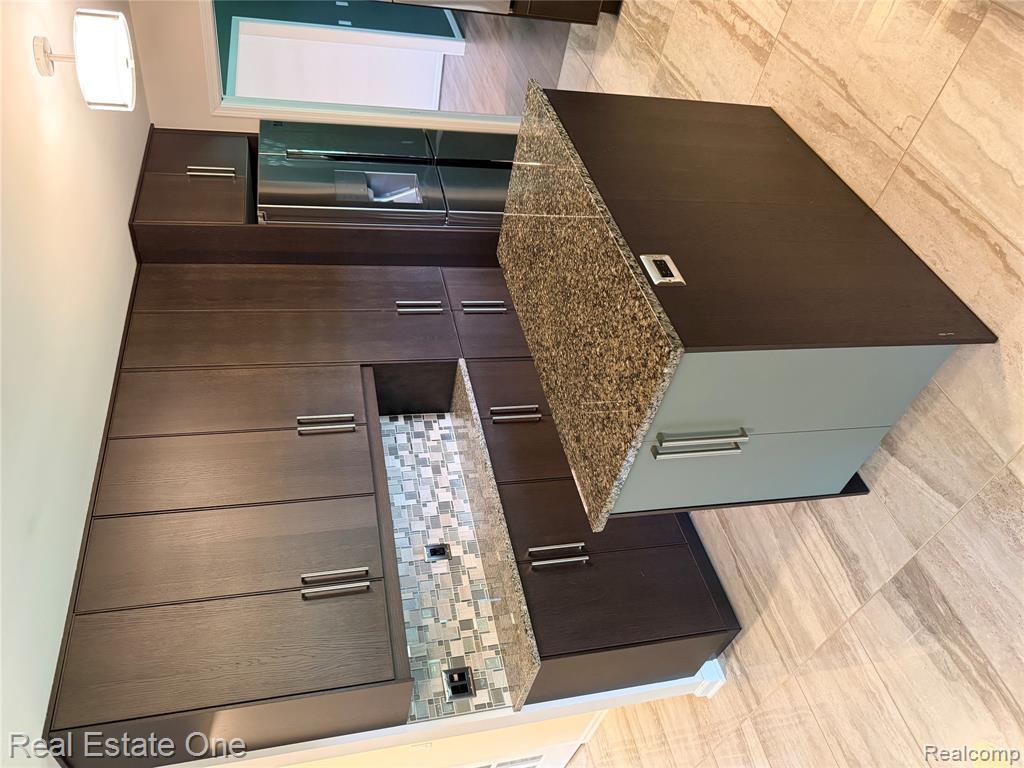 46310 Lafonde Court, Plymouth, MI 48170 — Photo 15