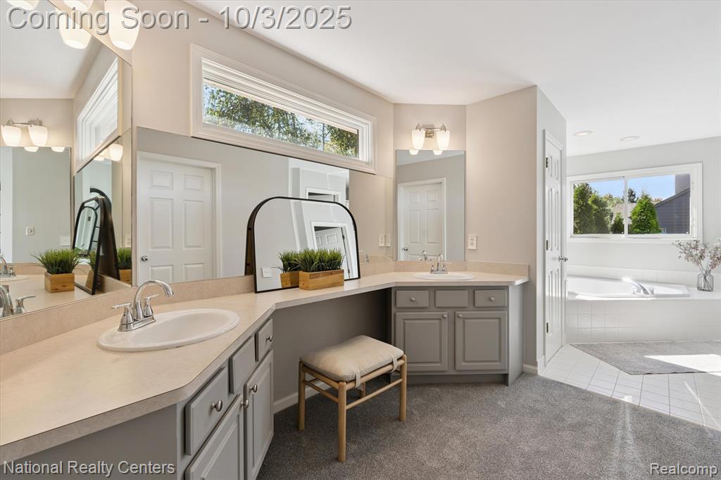 489 Gleneagles, Highland, MI — Photo 31