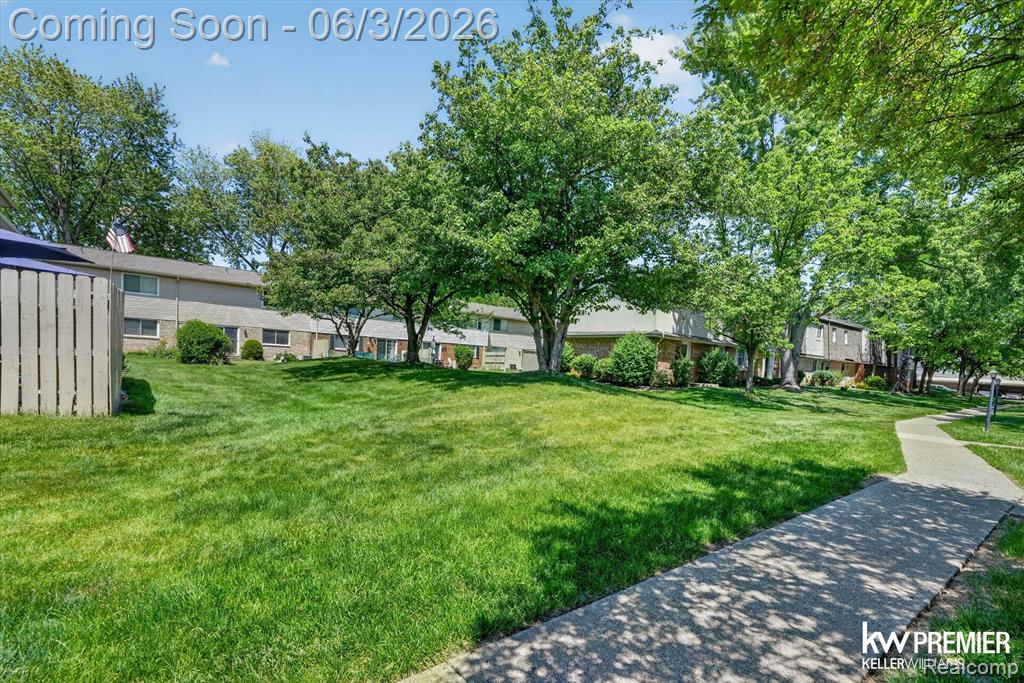 955 Kirts Boulevard, Troy, MI 48084 — Photo 31