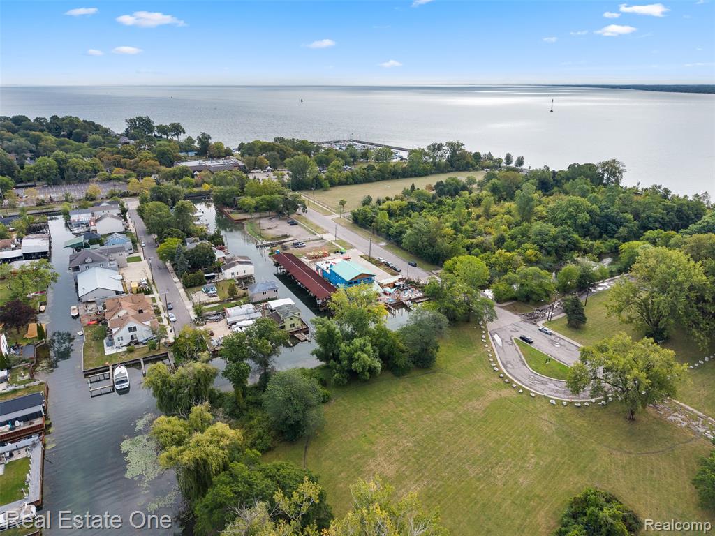 14356 Harbor Island, Detroit, MI 48215 — Photo 6