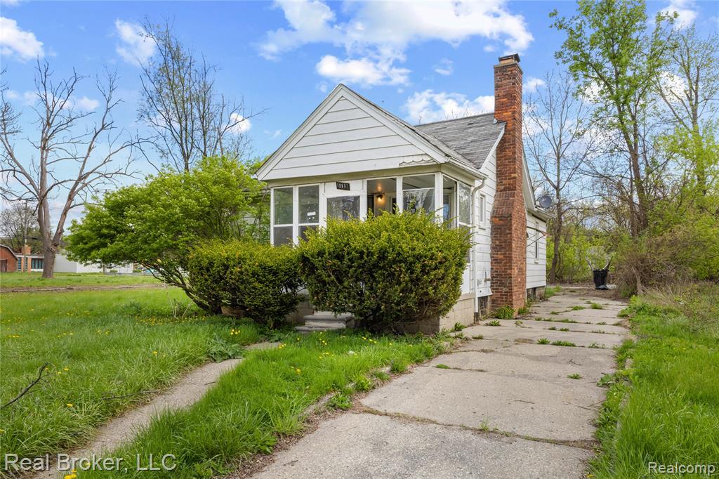 13576 Warwick Street, Detroit, MI 48223 — Photo 2
