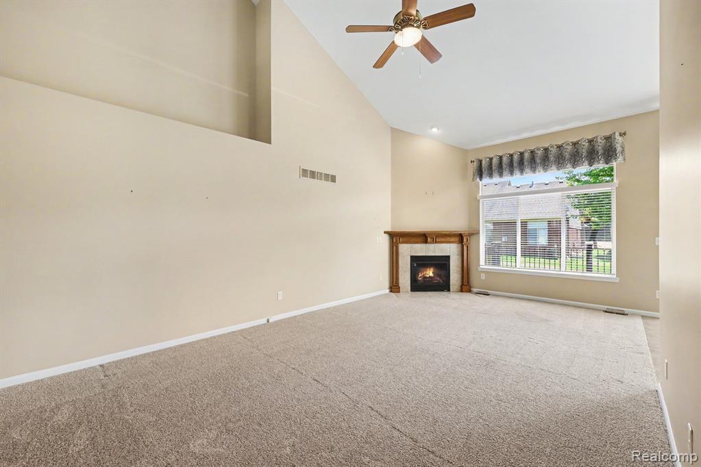 6670 Lexington Avenue S, Shelby Twp, MI 48317 — Photo 6