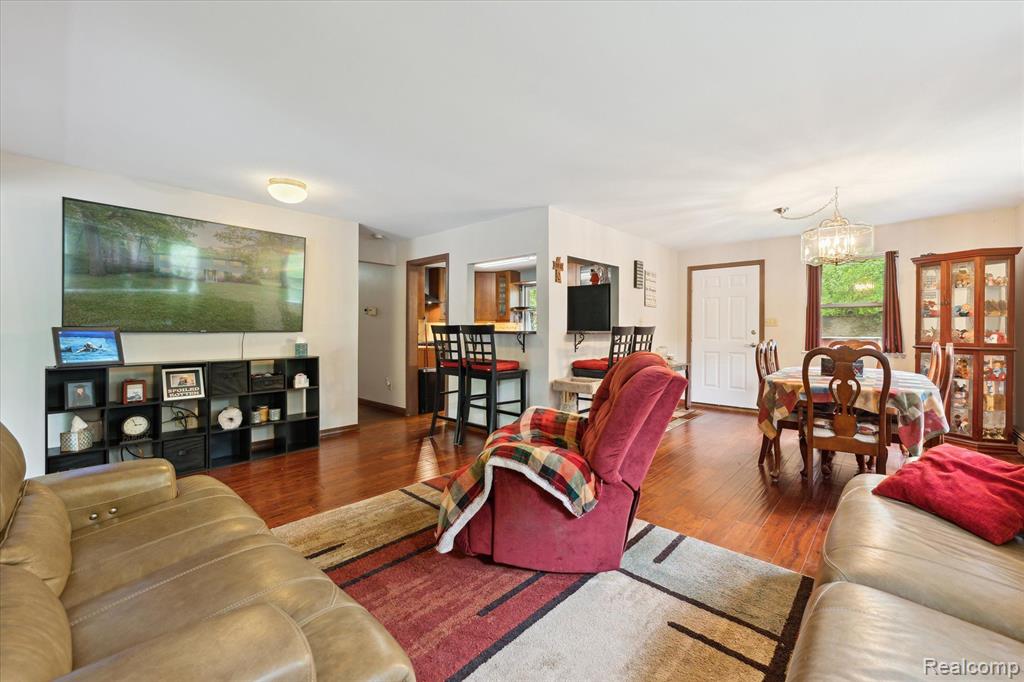 6544 Woodland Road, Whitmore Lake, MI 48189 — Photo 6