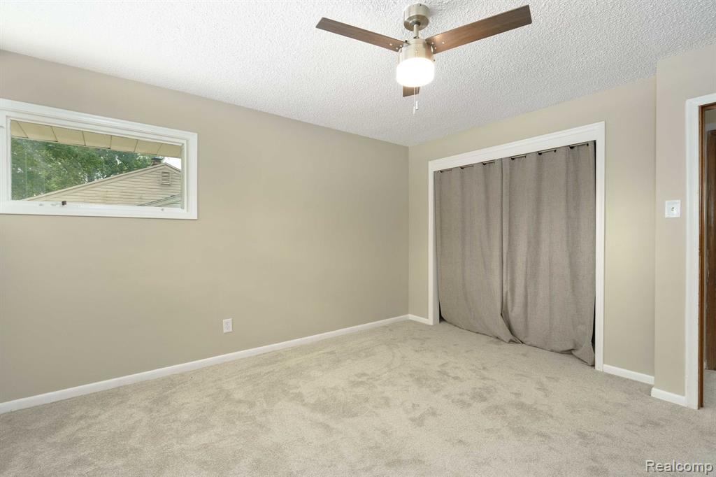 5954 Pine Street, Taylor, MI 48180 — Photo 21