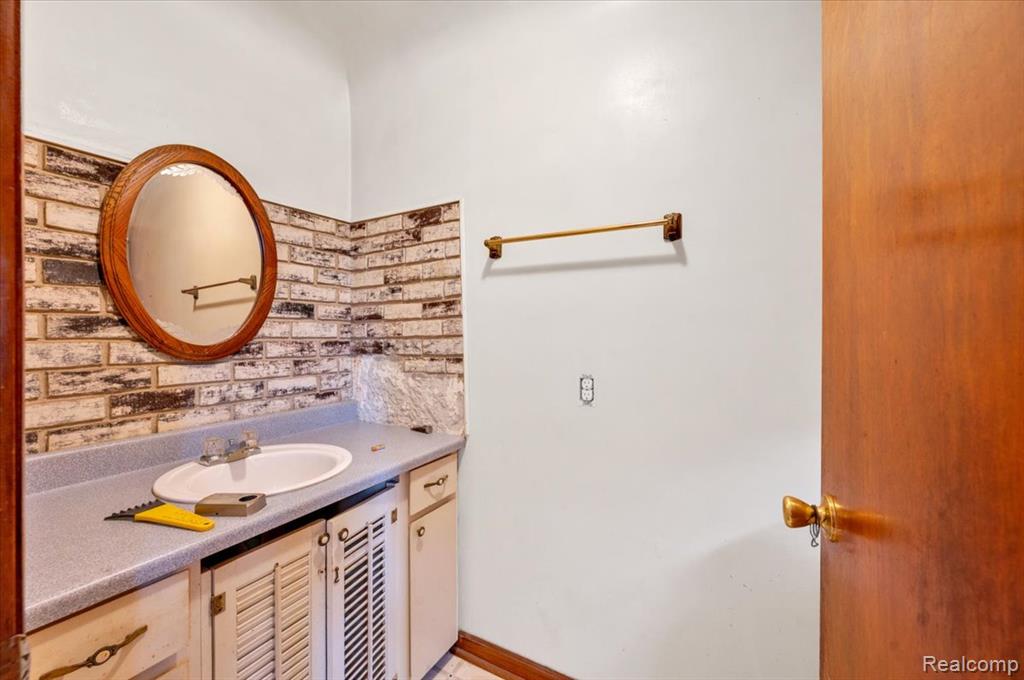 5416 Sandy Lane, Columbiaville, MI 48421 — Photo 10