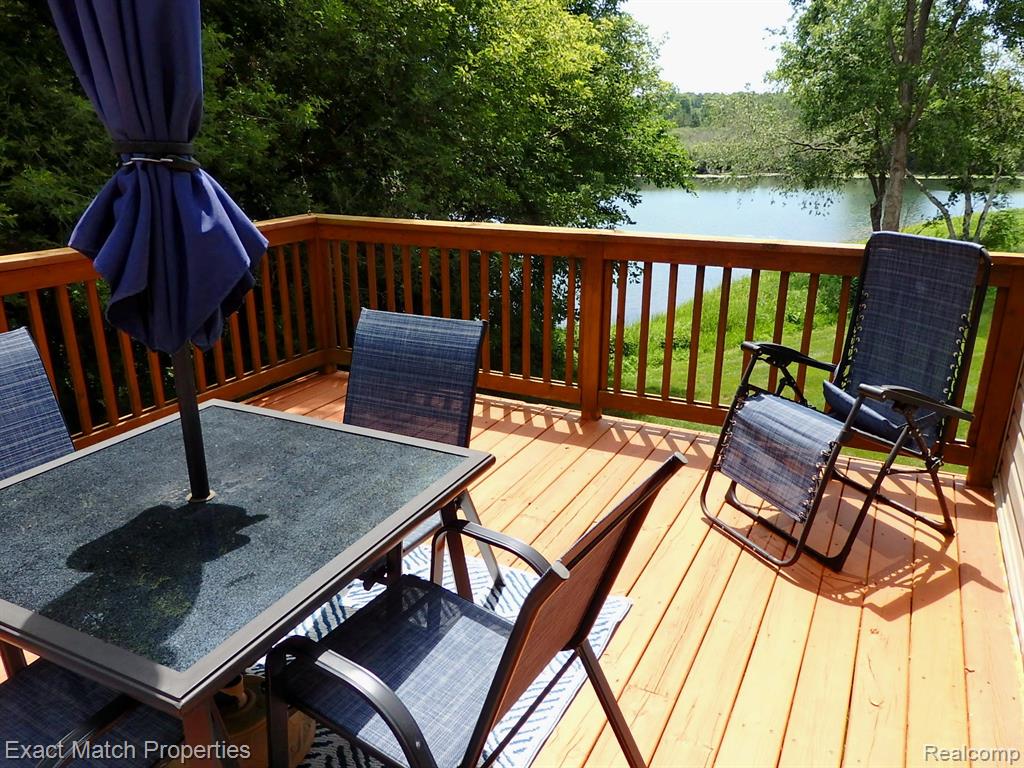 971 Sloane Court, 4, White Lake, MI — Photo 12