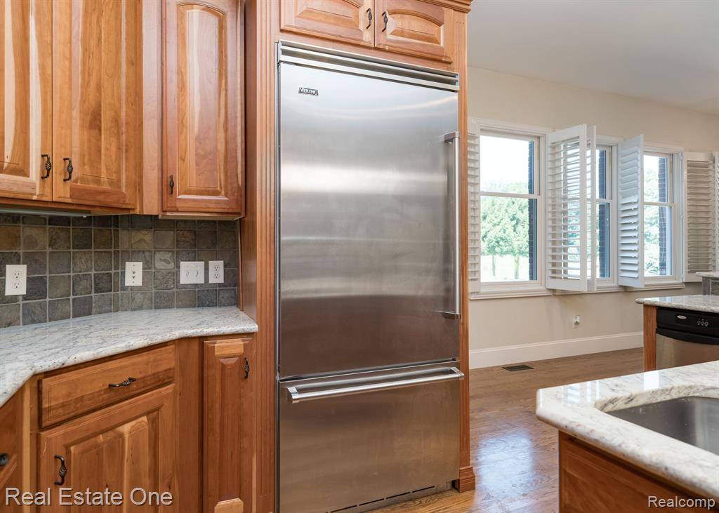 740 Greystone Drive, Chelsea, MI 48118 — Photo 11