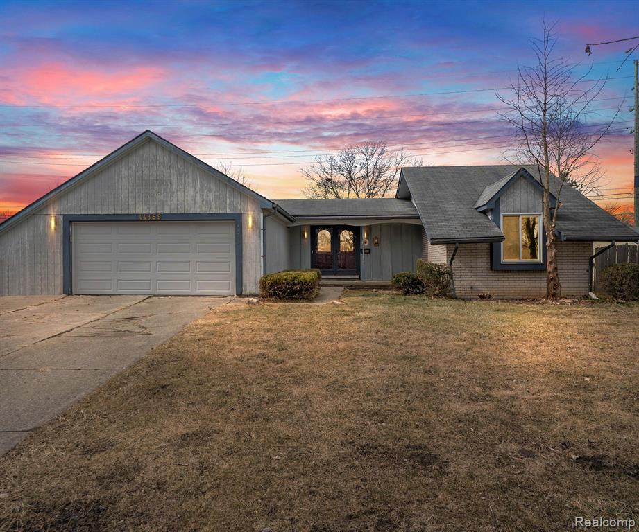 44359 REGIS, Canton, MI 48187 — Photo 2