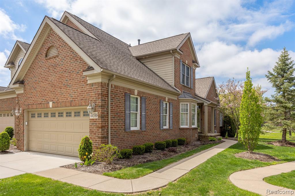 44586 BROADMOOR Circle N, Northville, MI 48168 — Photo 33