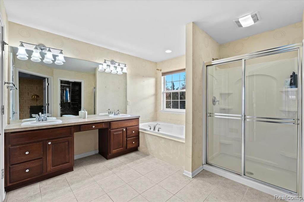49499 Great Falls Road, Canton, MI 48188 — Photo 21