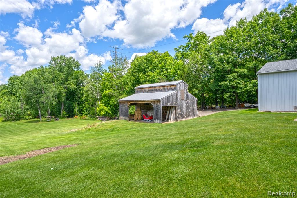 5233 Crawford Road, Dryden, MI 48428 — Photo 22