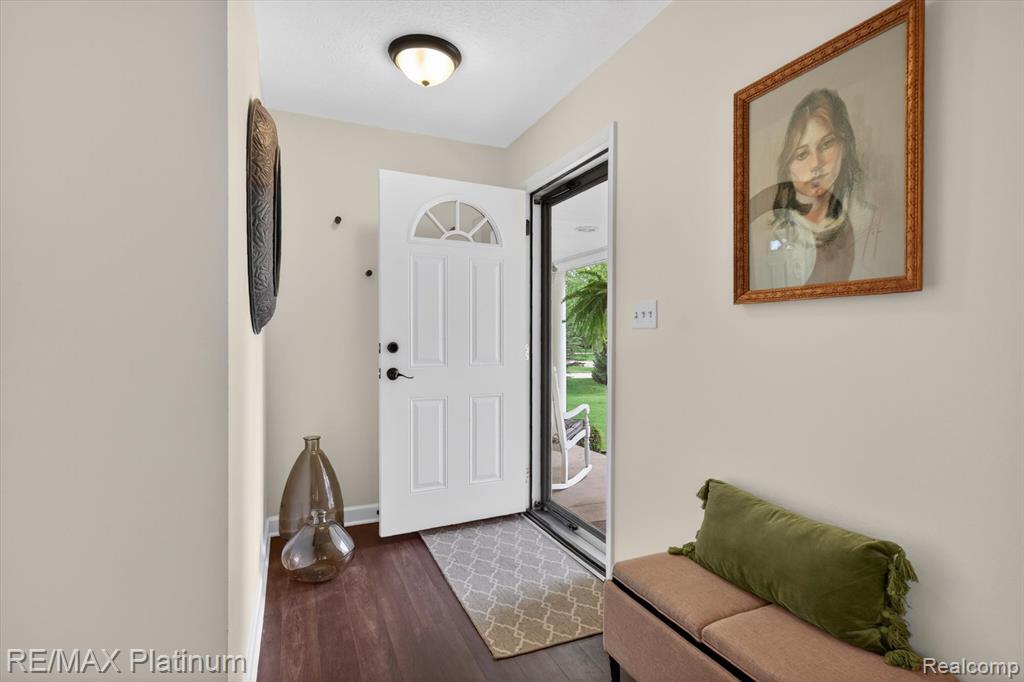 139 Edgemont Drive, Howell, MI 48855 — Photo 4
