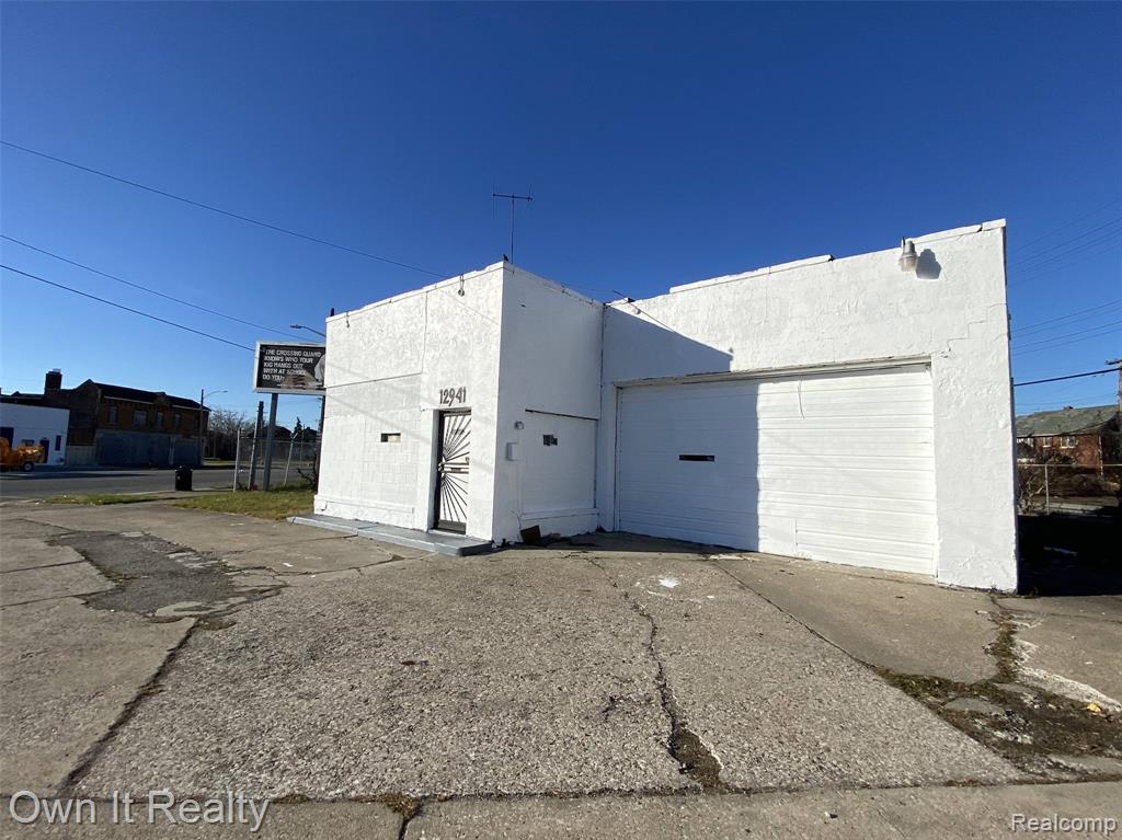 12941 MACK Avenue, Detroit, MI 48215 — Photo 8