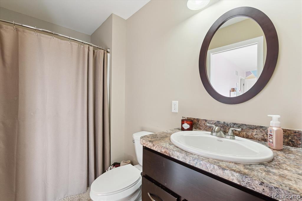 5332 Northwood Road, Grand Blanc, MI 48439 — Photo 14