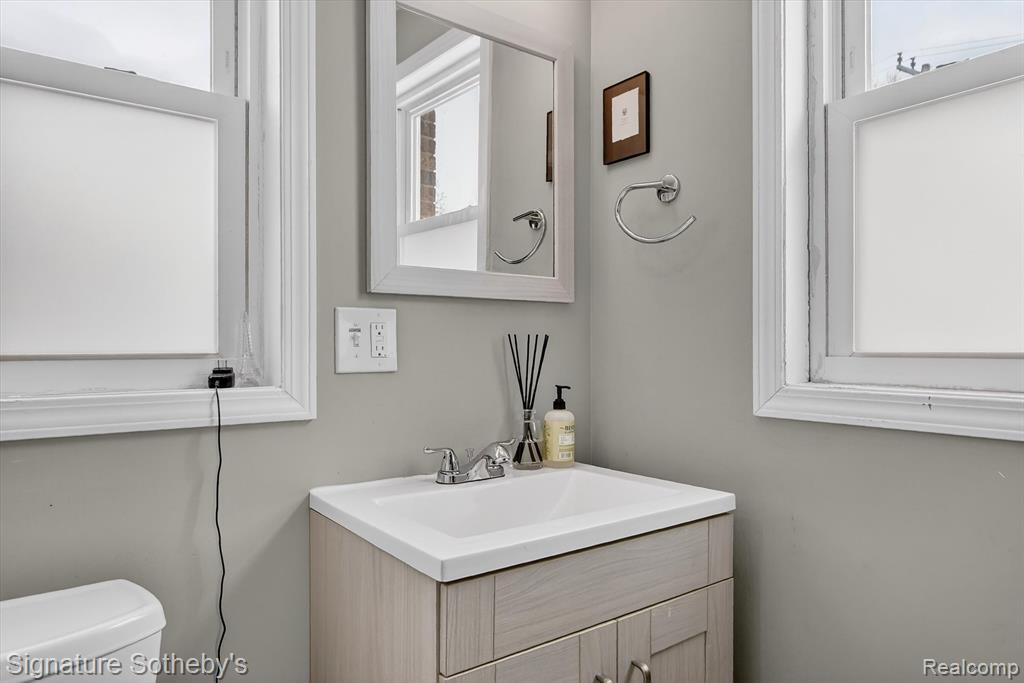 36773 Bibbins Street, Romulus, MI 48174 — Photo 15