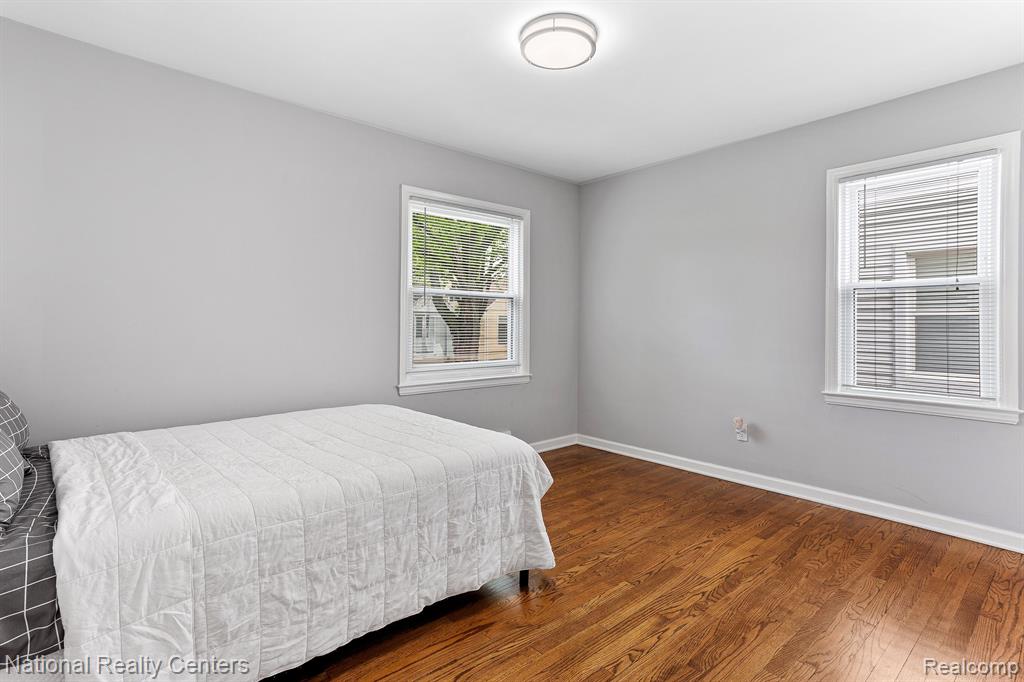 621 S Dorchester Avenue, Royal Oak, MI 48067 — Photo 16