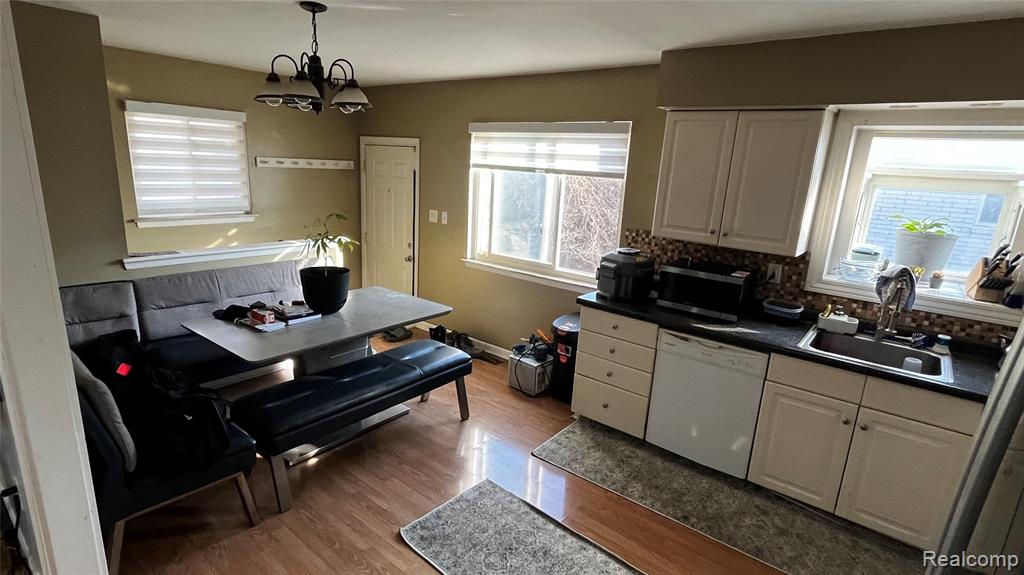 7715 Deering Street, Westland, MI — Photo 8