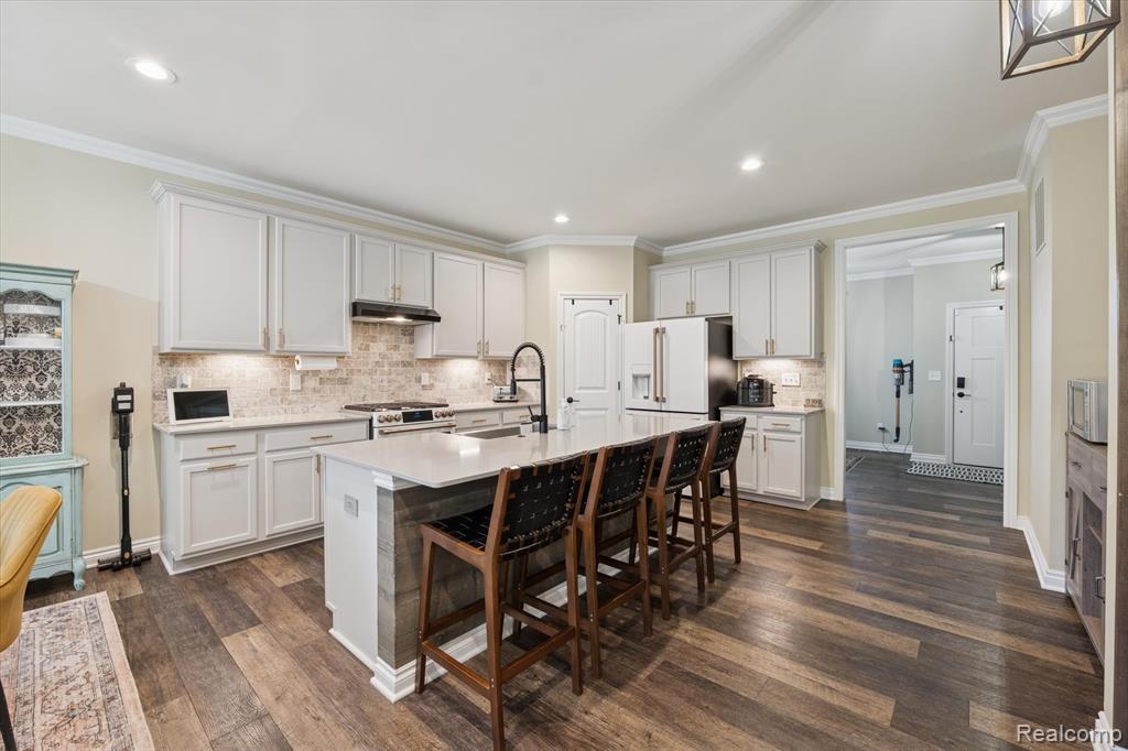 51300 Kirby Drive, New Baltimore, MI 48047 — Photo 12