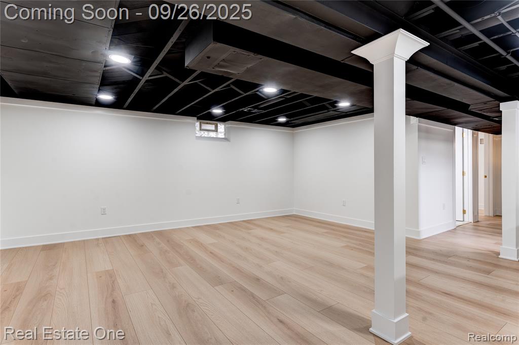 4702 Thorncroft Avenue, Royal Oak, MI 48073 — Photo 24