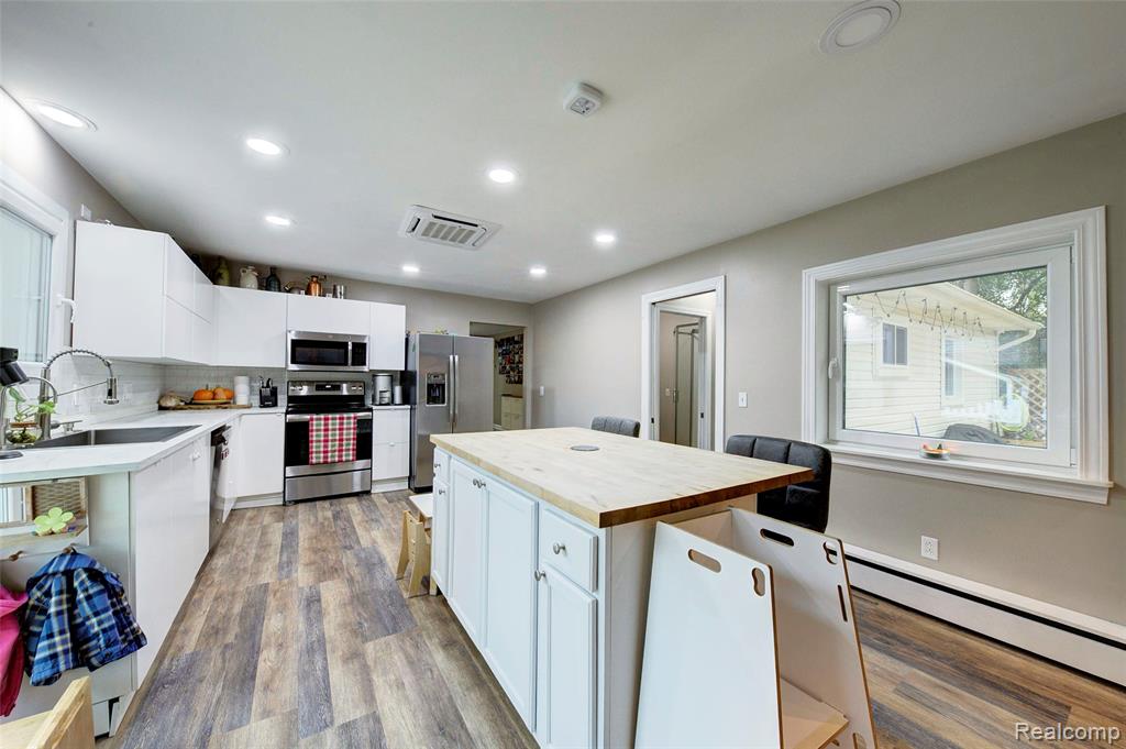 532 John R, Milford, MI 48381 — Photo 9