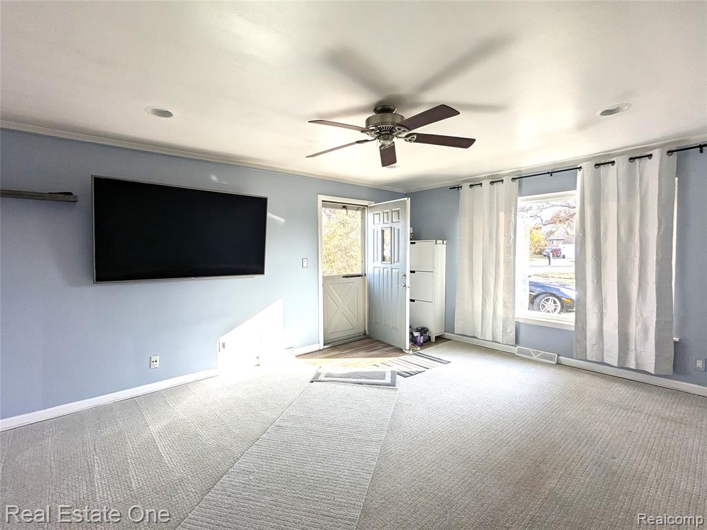 5605 W Utica Road, Shelby Twp, MI 48317 — Photo 8
