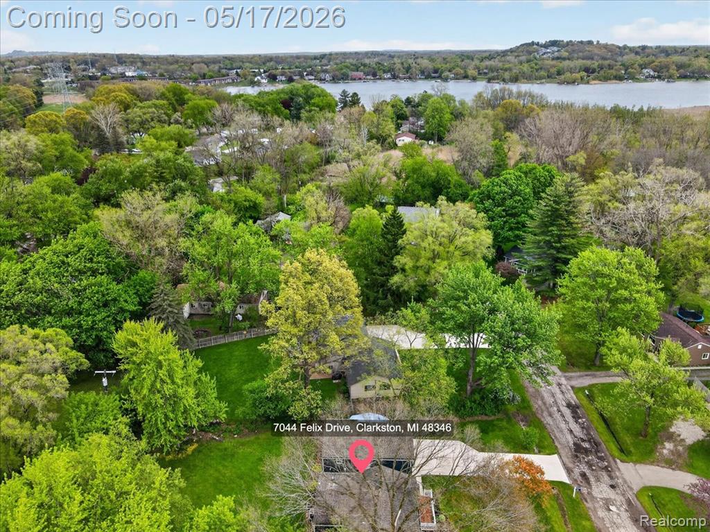 7044 Felix Drive, Clarkston, MI — Photo 37