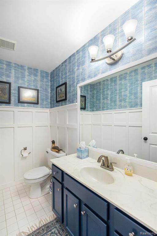 5200 BRIDGE Trail W, Commerce Twp, MI 48382 — Photo 17