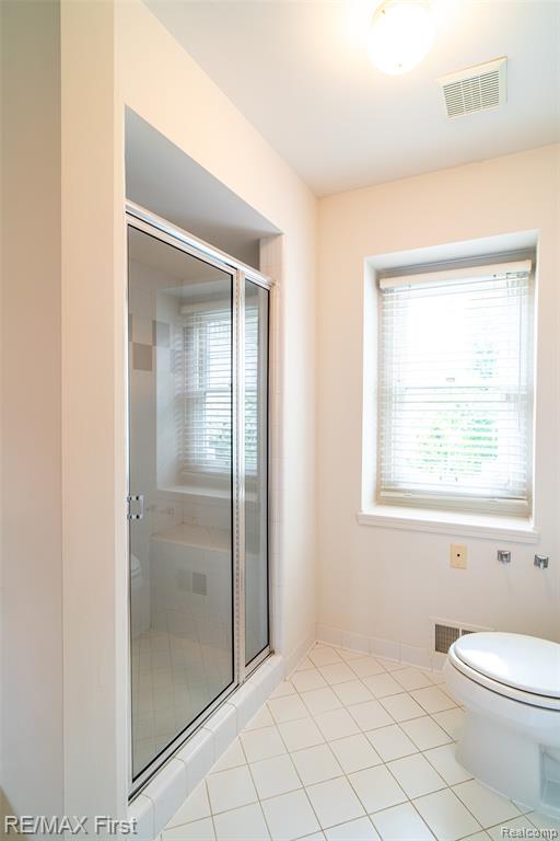 4798 WALNUT CREEK Drive, West Bloomfield, MI — Photo 38