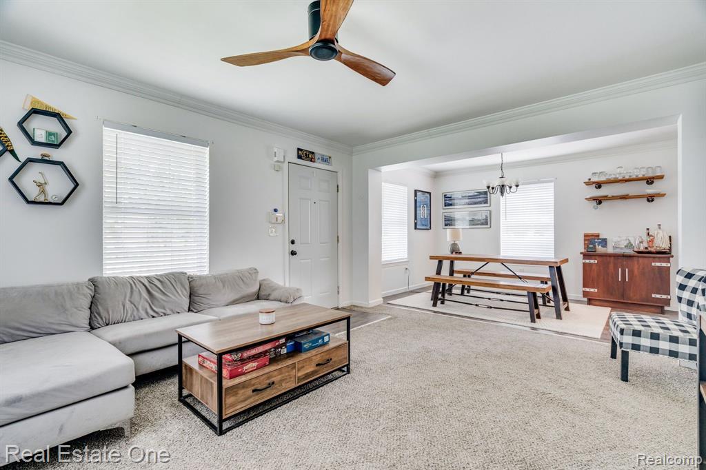 21063 WOODSIDE Avenue, Ferndale, MI 48220 — Photo 7