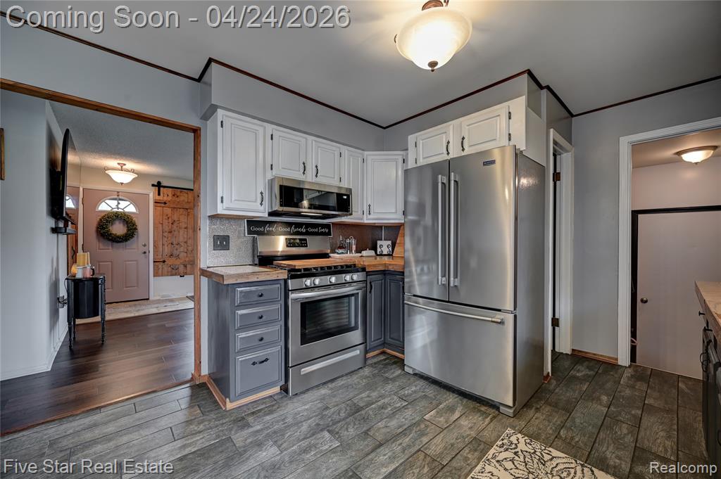 2995 Beaumont Drive, Highland, MI 48356 — Photo 16