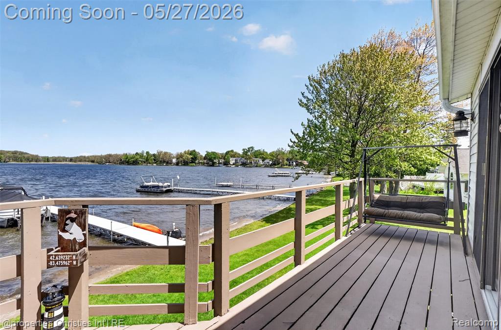 9696 Elizabeth Lake Road, White Lake, MI — Photo 37