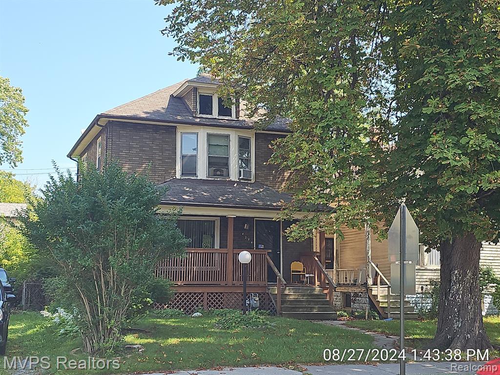 4254 CADILLAC Boulevard, Detroit, MI 48214 — front exterior