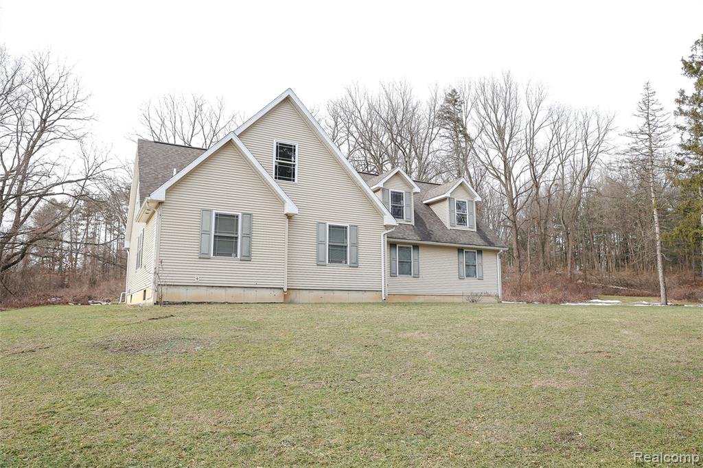 2755 Curtis Road, Leonard, MI 48367 — Photo 8