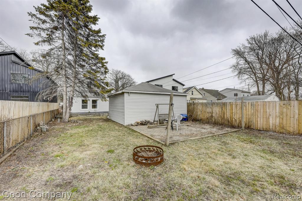 736 E Meyers Avenue, Hazel Park, MI 48030 — Photo 47