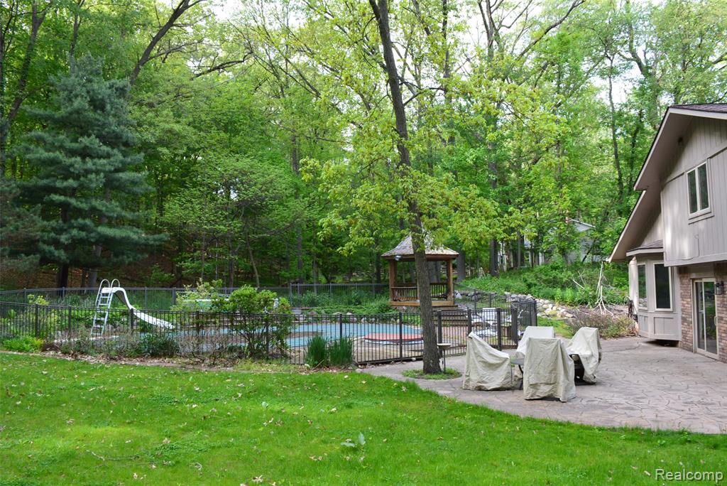 6015 Sundance Trail, Brighton, MI 48116 — Photo 6