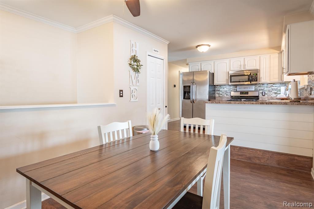 39464 CATHER Street, Canton, MI 48187 — Photo 12