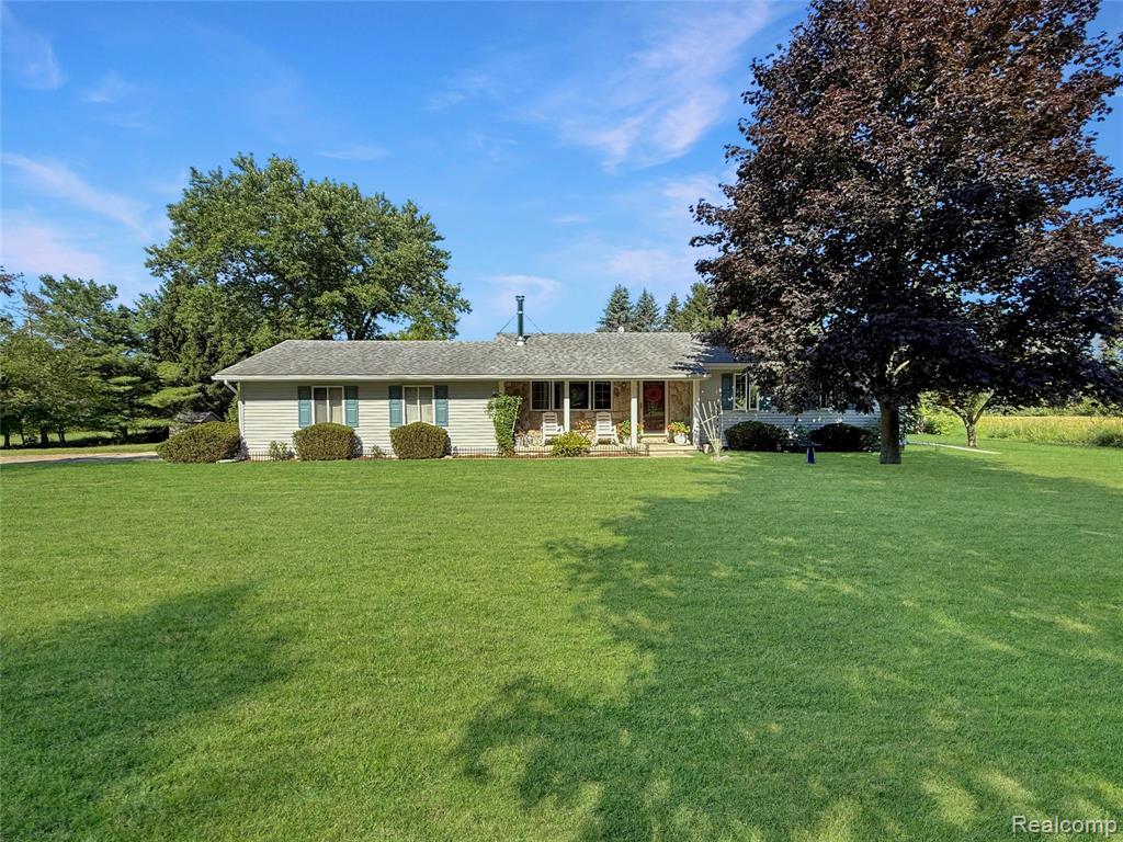 595 N Cedar Road, Fowlerville, MI 48836 — Photo 4